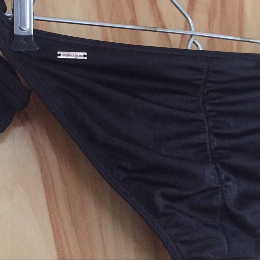 Ruched Victorias Secret bikini bottoms